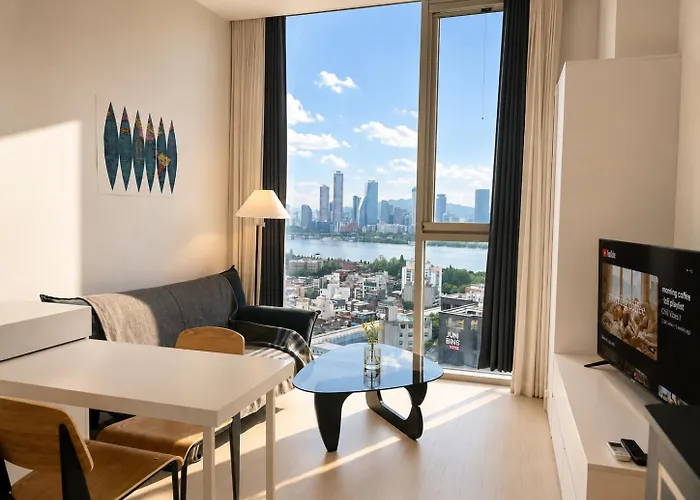 Square 18 Appartement